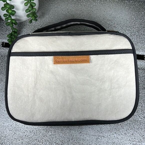 Out Of The Woods Sustainable Reusable Vegan Lunch Box Insulated Bag - Picture 1 of 7